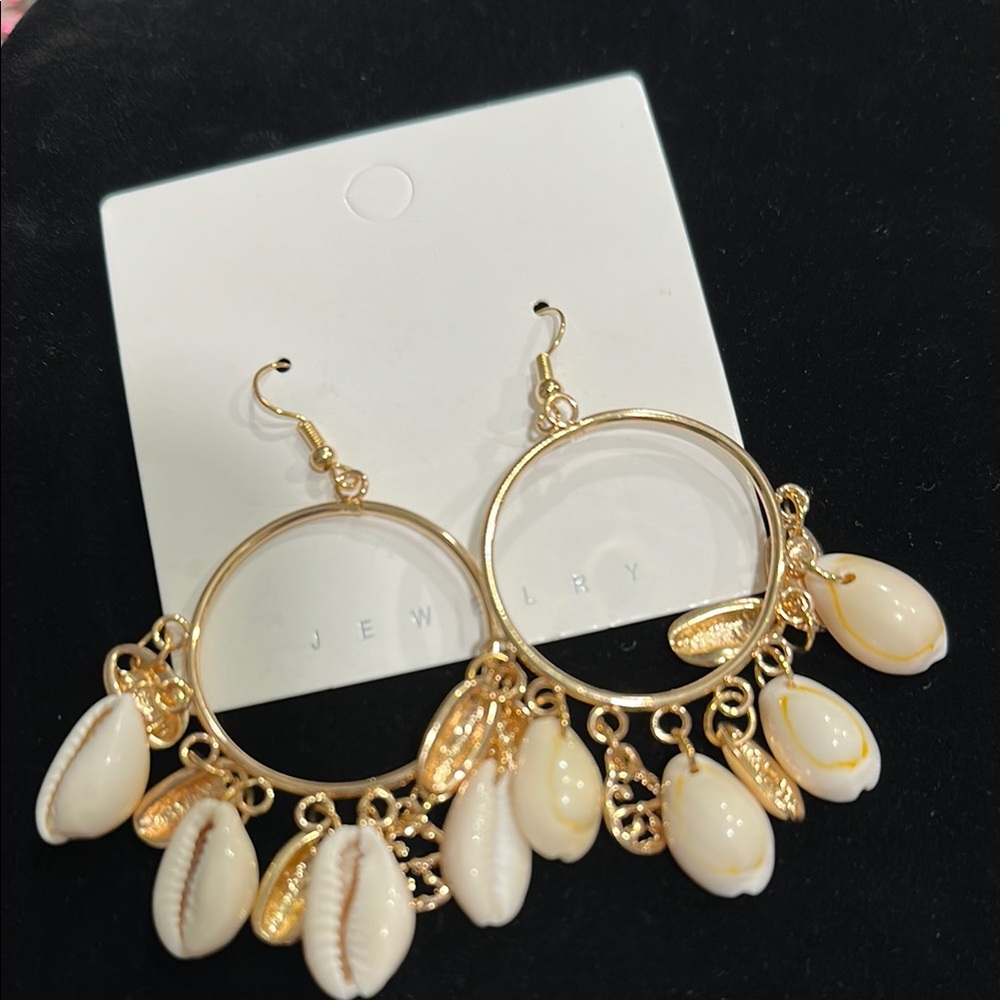 Gold and Cream Natural Shell Dangle Earrings
